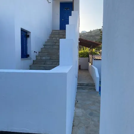 Esperides Apartment *