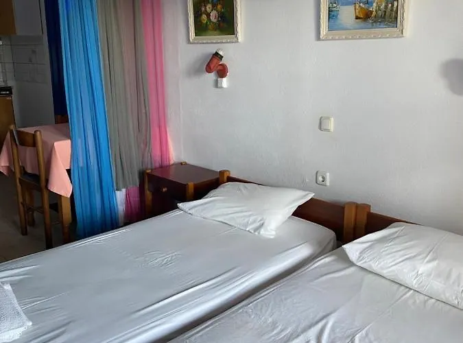 Esperides Apartment Batsi (Andros)