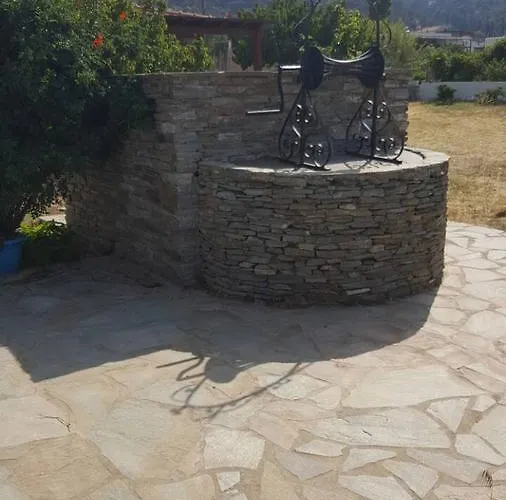 Esperides Batsi (Andros)